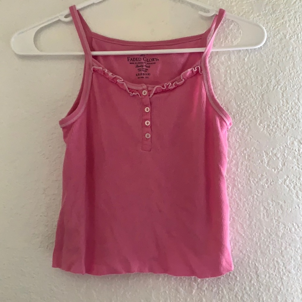 Thrifted, cute summer cami with fringe👼🤍